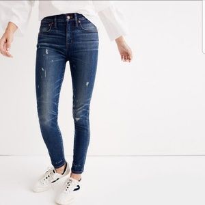 Madewell Jeans Slightly Distressed Denim Size 29